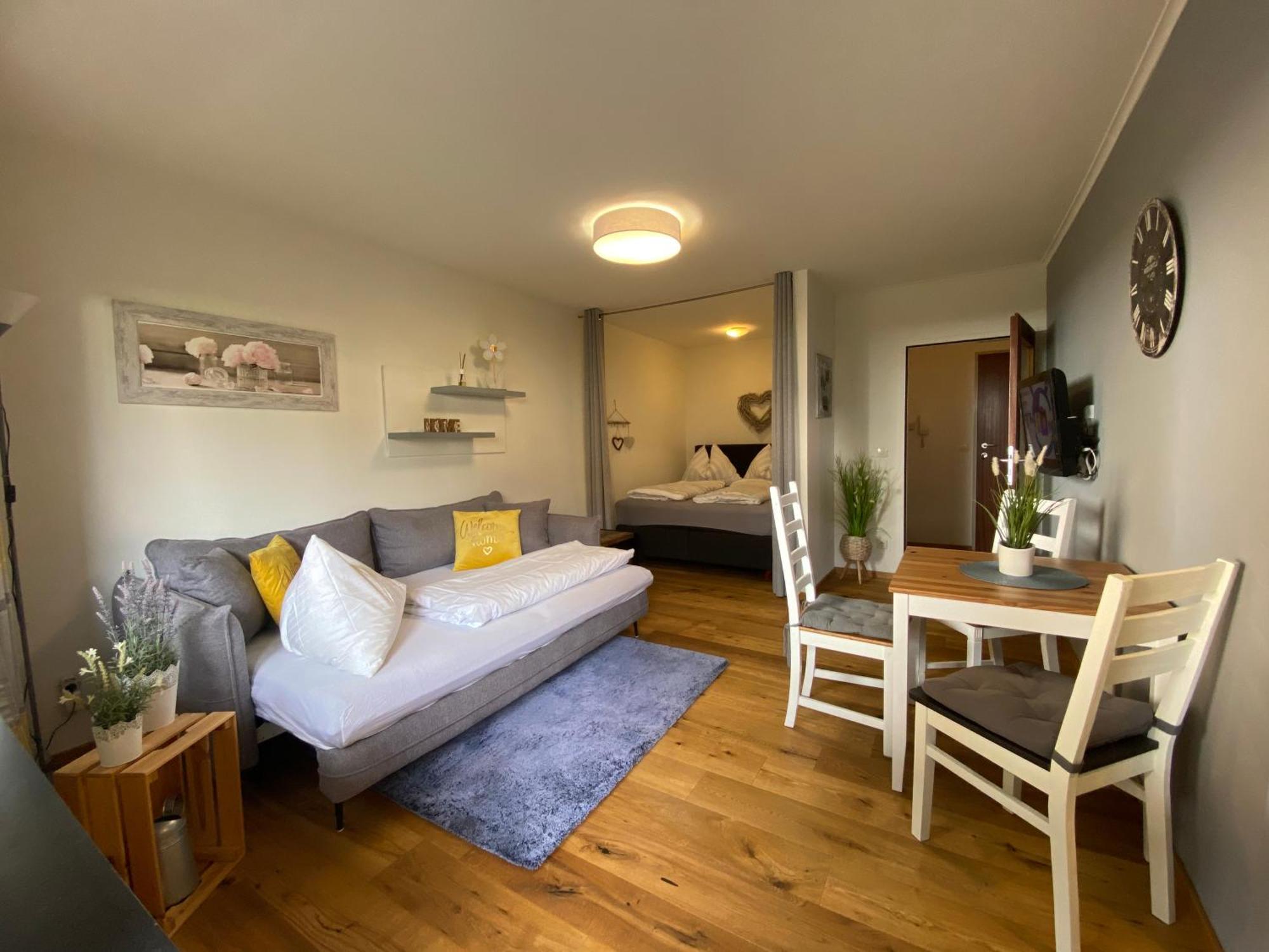 Apartment Am